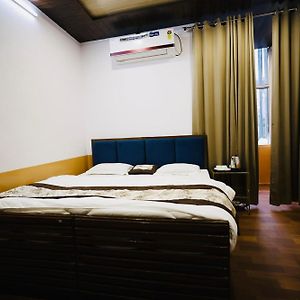 Hotel Shivika